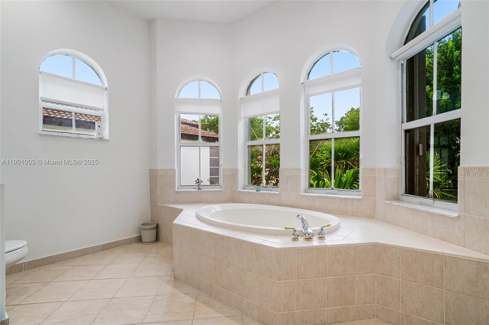 RIVIERA ISLES II - Residential