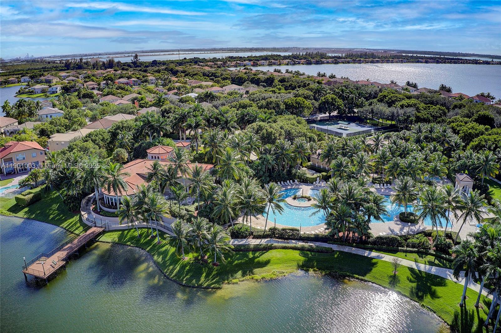 RIVIERA ISLES II - Residential