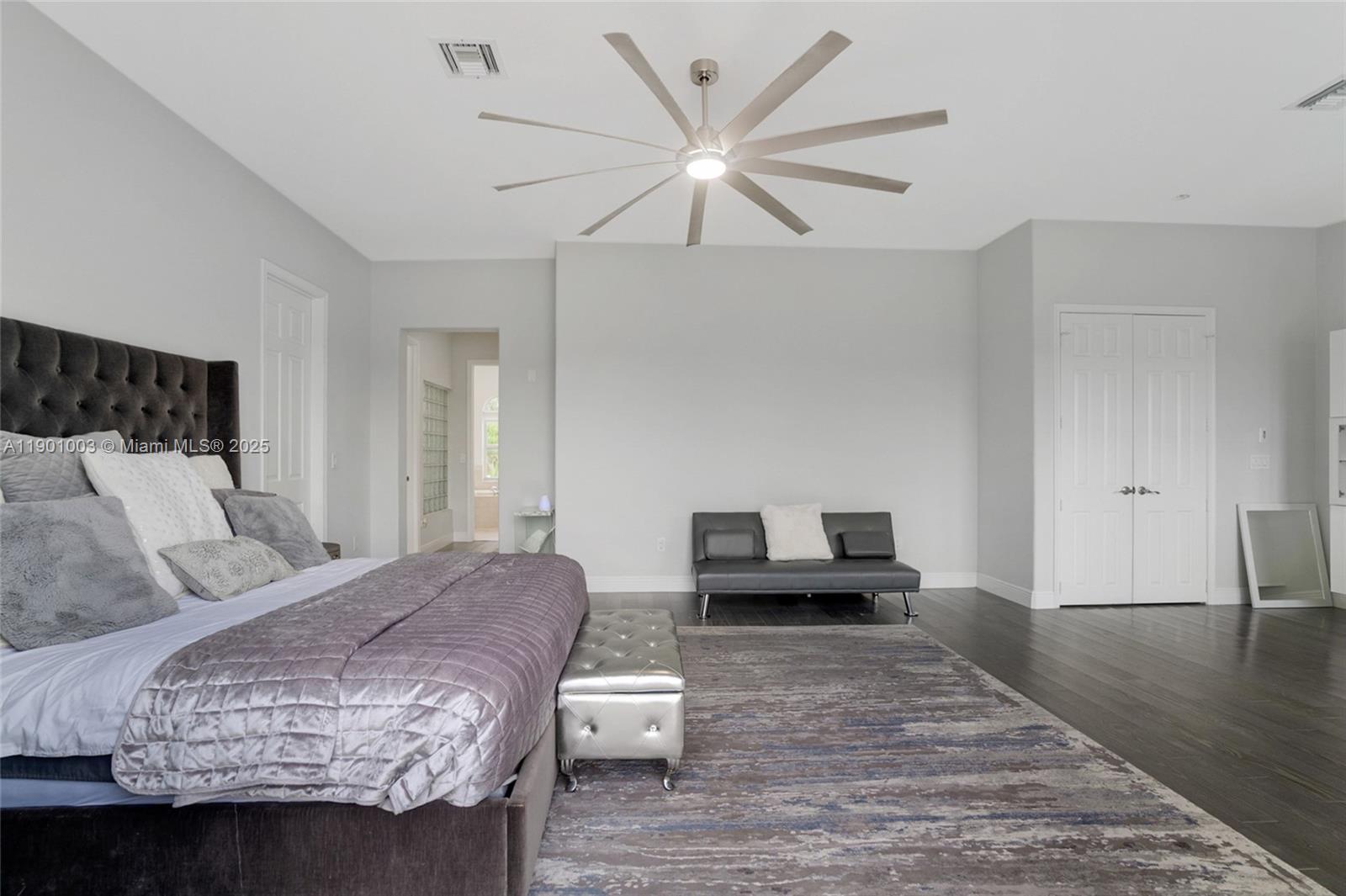 RIVIERA ISLES II - Residential