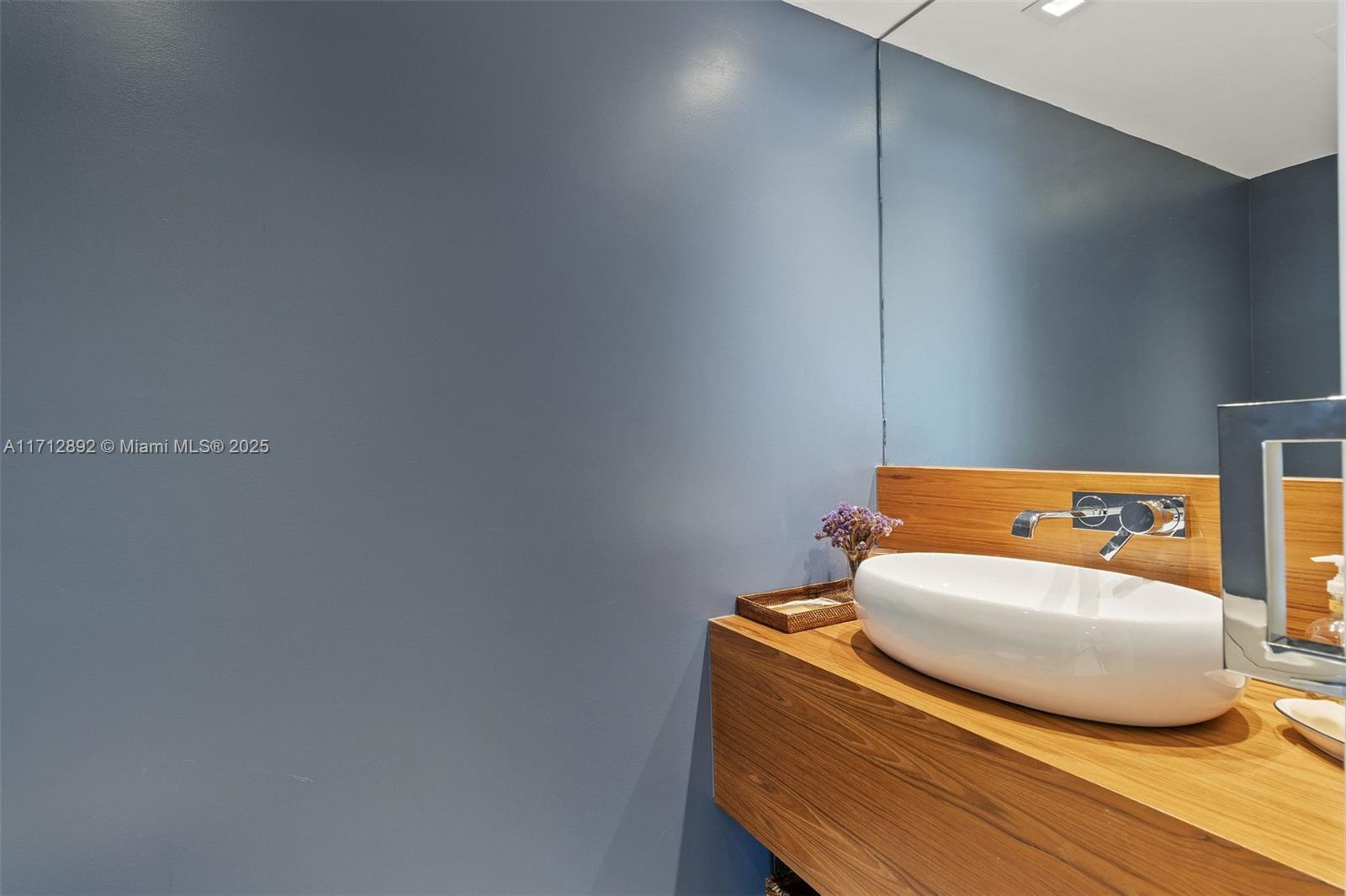 Millennium Condo - Residential