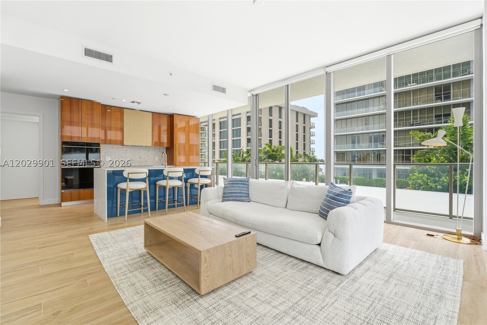 2678 Tigertail Ave 911, Miami FL 33133
