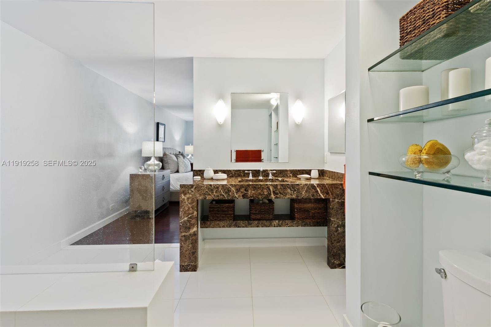 CRICKET CLUB CONDO - Residential