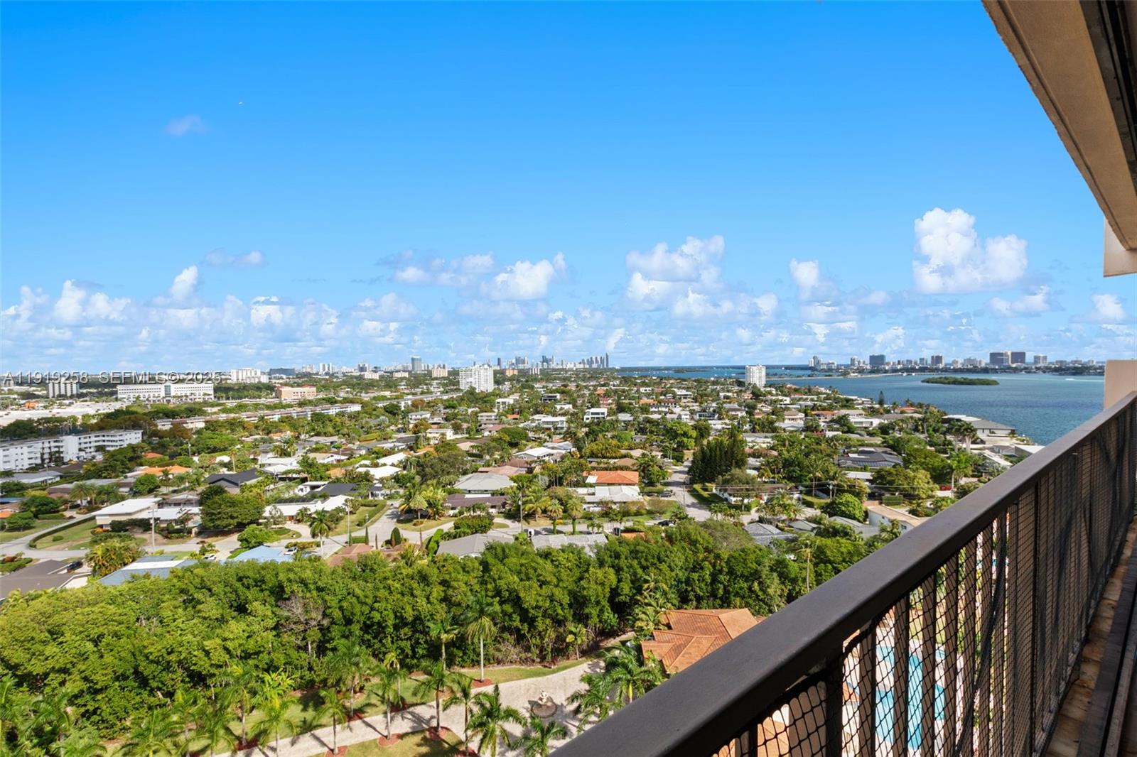 CRICKET CLUB CONDO - Residential