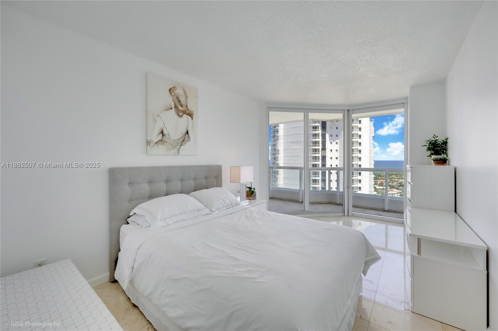 SOUTH TOWER AT THE POINT - Residential Lease