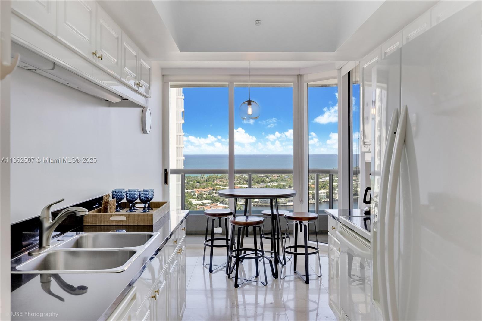 SOUTH TOWER AT THE POINT - Residential Lease