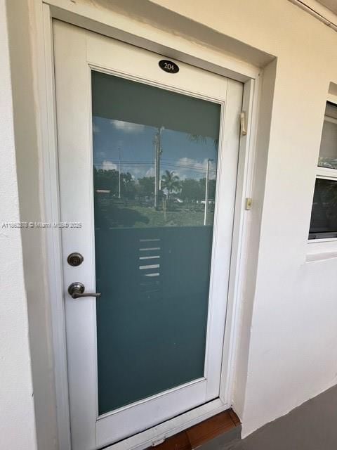 1175 Miami Gardens Dr 204 Miami FL 33179