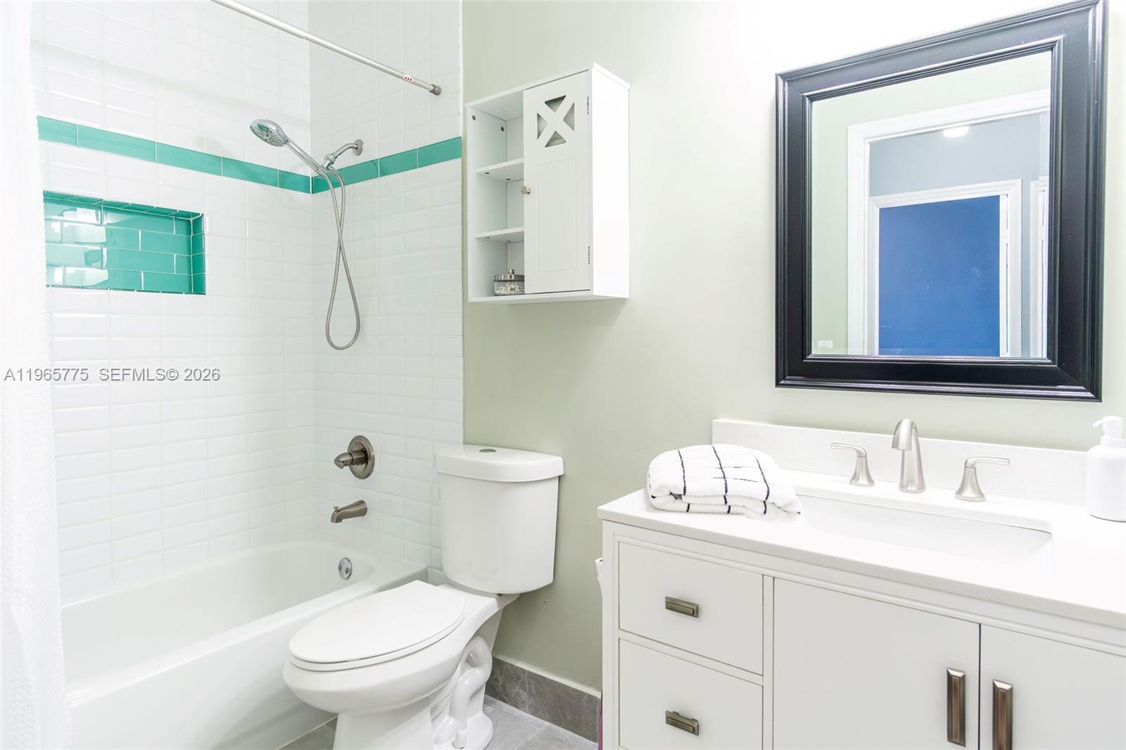 KENDALL BREEZE - Residential