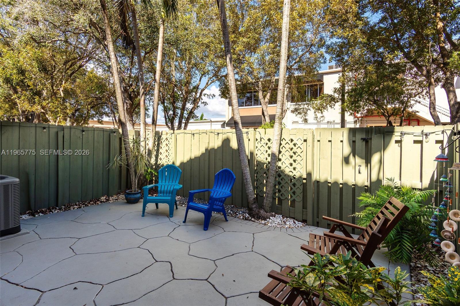 KENDALL BREEZE - Residential