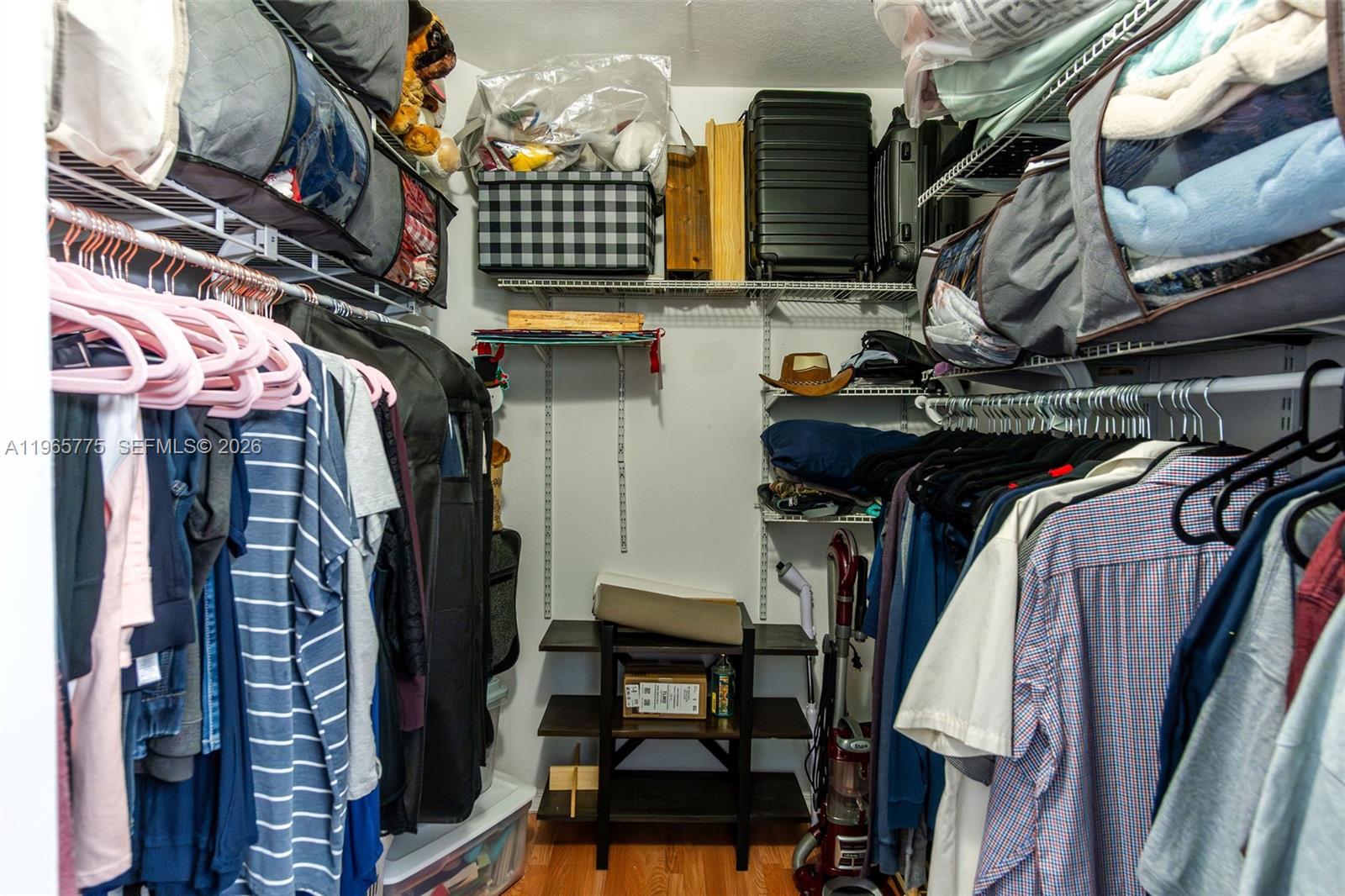 KENDALL BREEZE - Residential