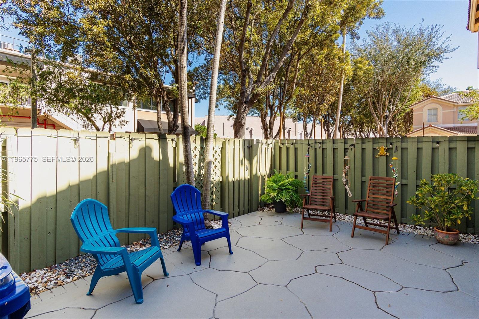 KENDALL BREEZE - Residential