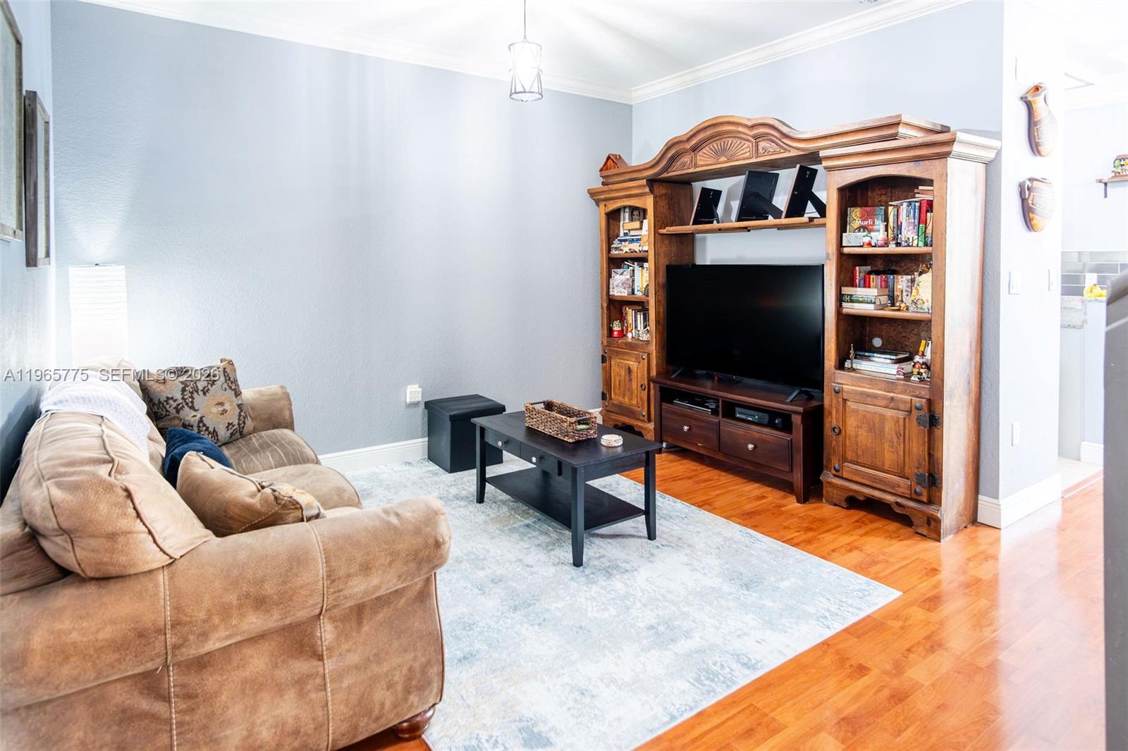 KENDALL BREEZE - Residential