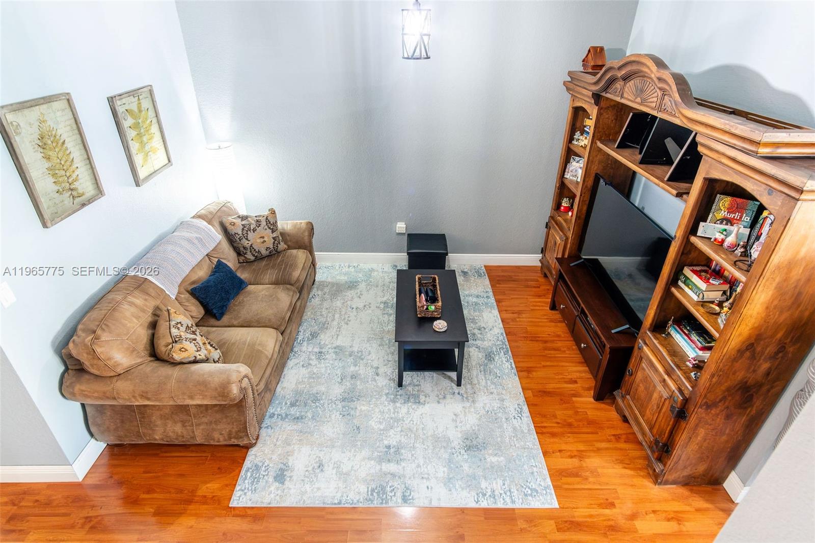 KENDALL BREEZE - Residential