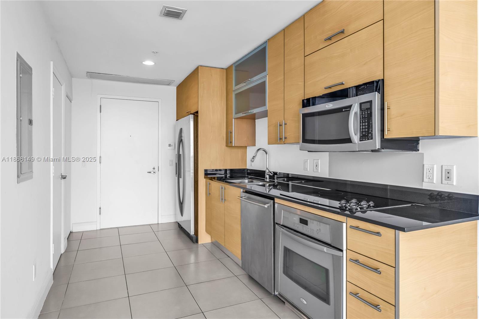60 SW 13th St 2119