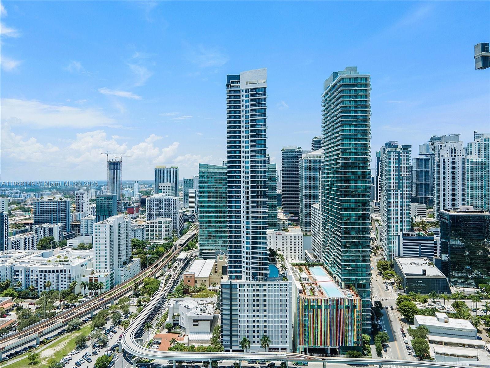 INFINITY AT BRICKELL COND - Residential