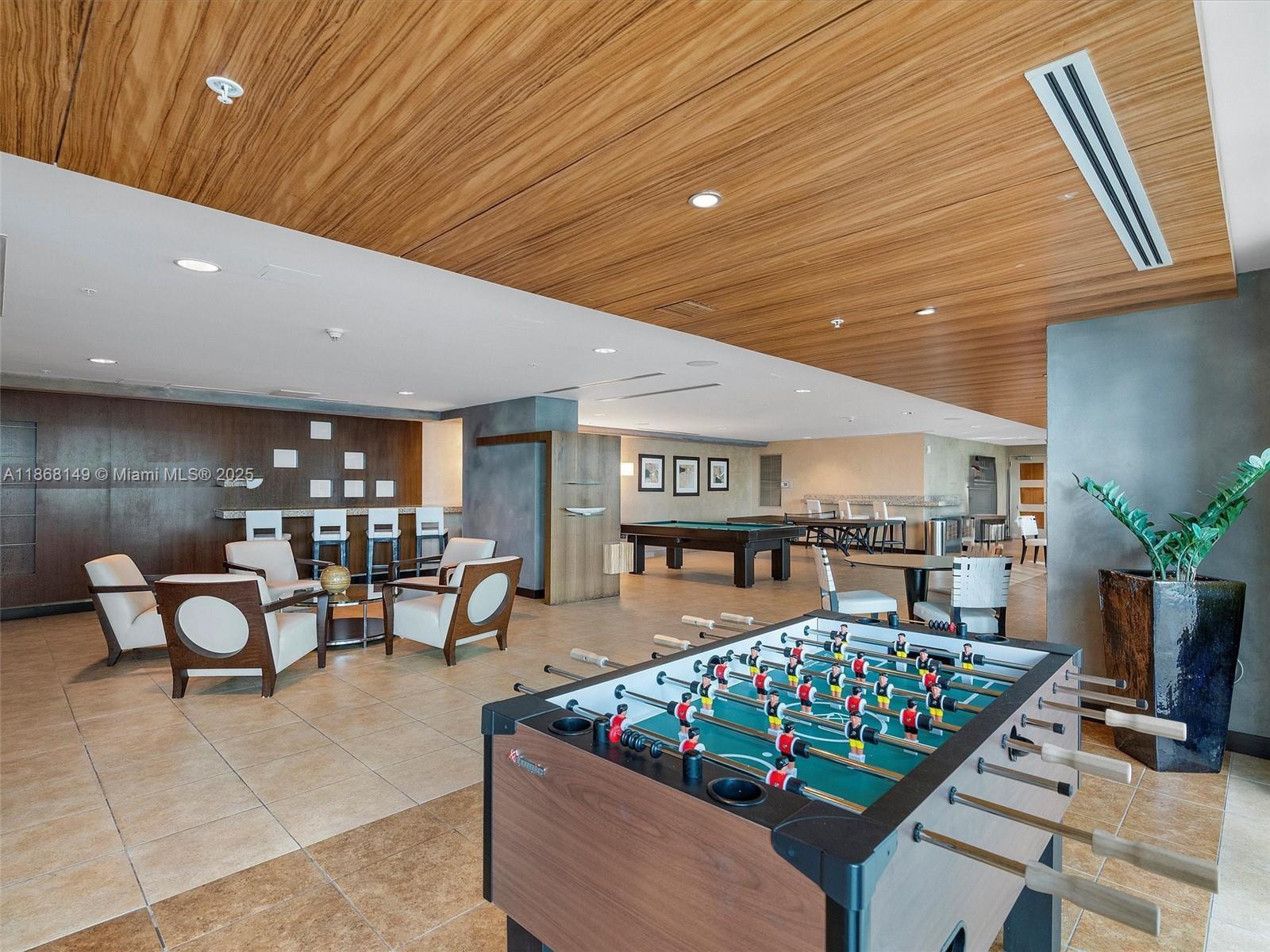 INFINITY AT BRICKELL COND - Residential