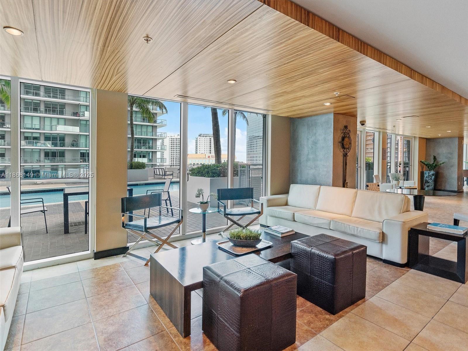 INFINITY AT BRICKELL COND - Residential