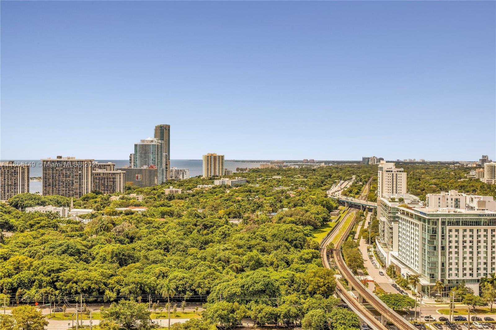 INFINITY AT BRICKELL COND - Residential