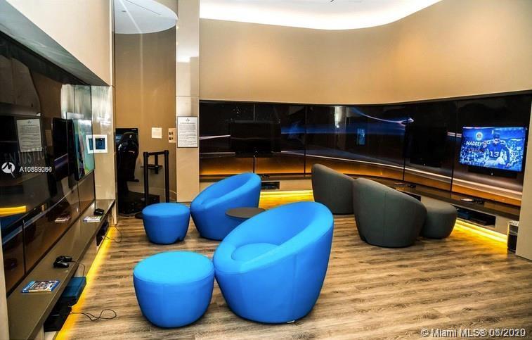 17749 COLLINS AVENUE COND - Residential