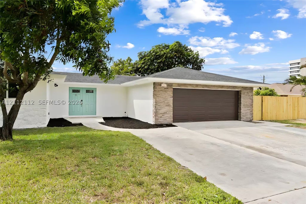 Photo of 337 S Sequoia Dr, West Palm Beach, FL 33409 (MLS # A12112112)