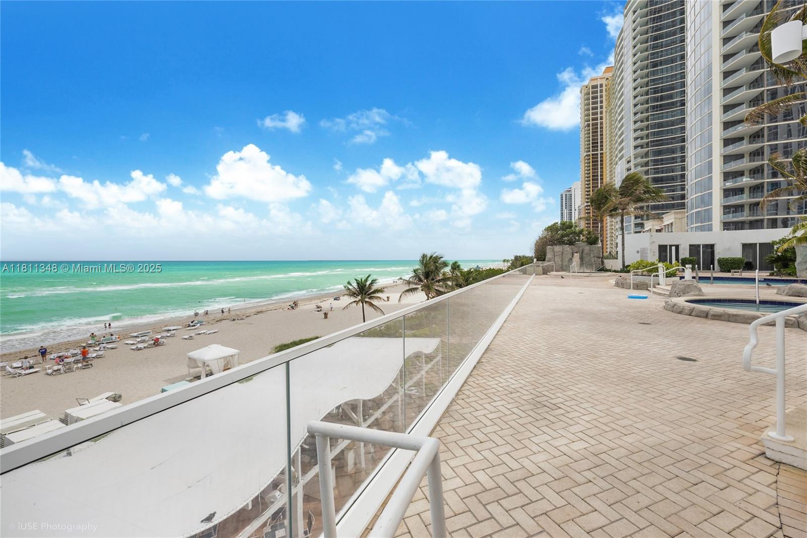 18001 Collins Ave 1504