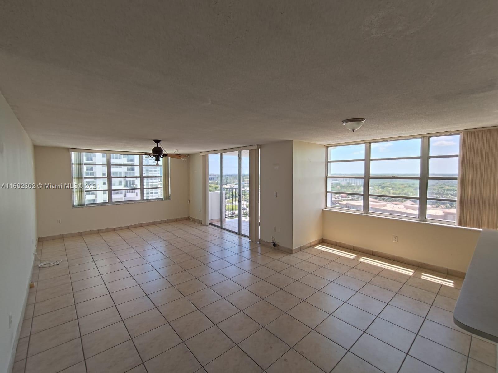 COMMODORE PLAZA CONDO - Residential
