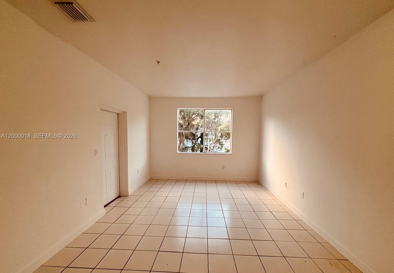 SHOMA HOMES AT COUNTRY CL - Residential Lease