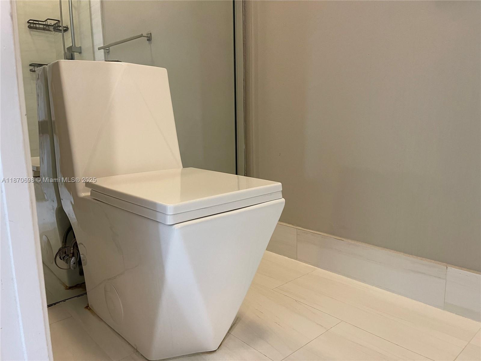 CENTRAL PARK LAKE - Residential