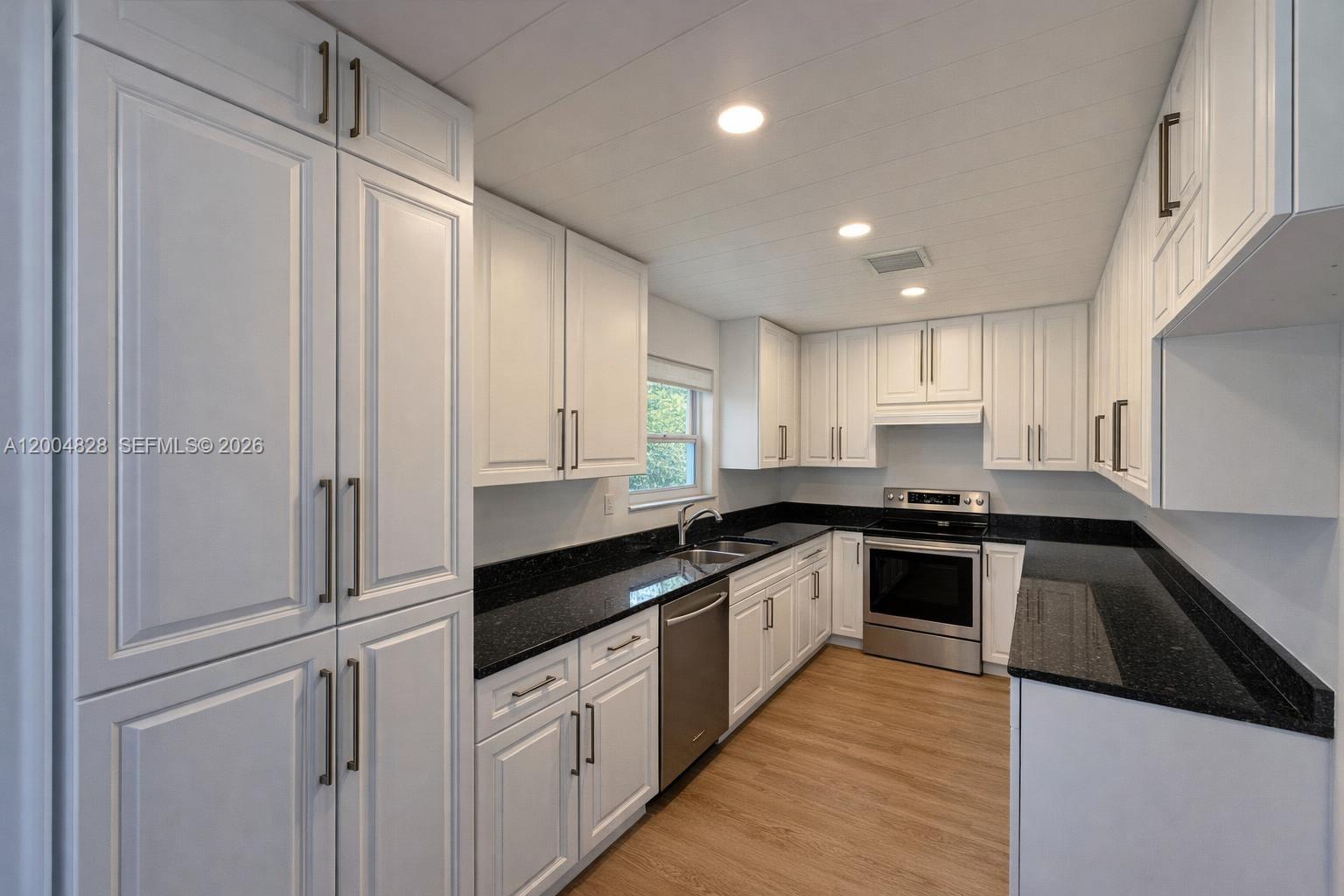 LOXAHATCHEE - Residential