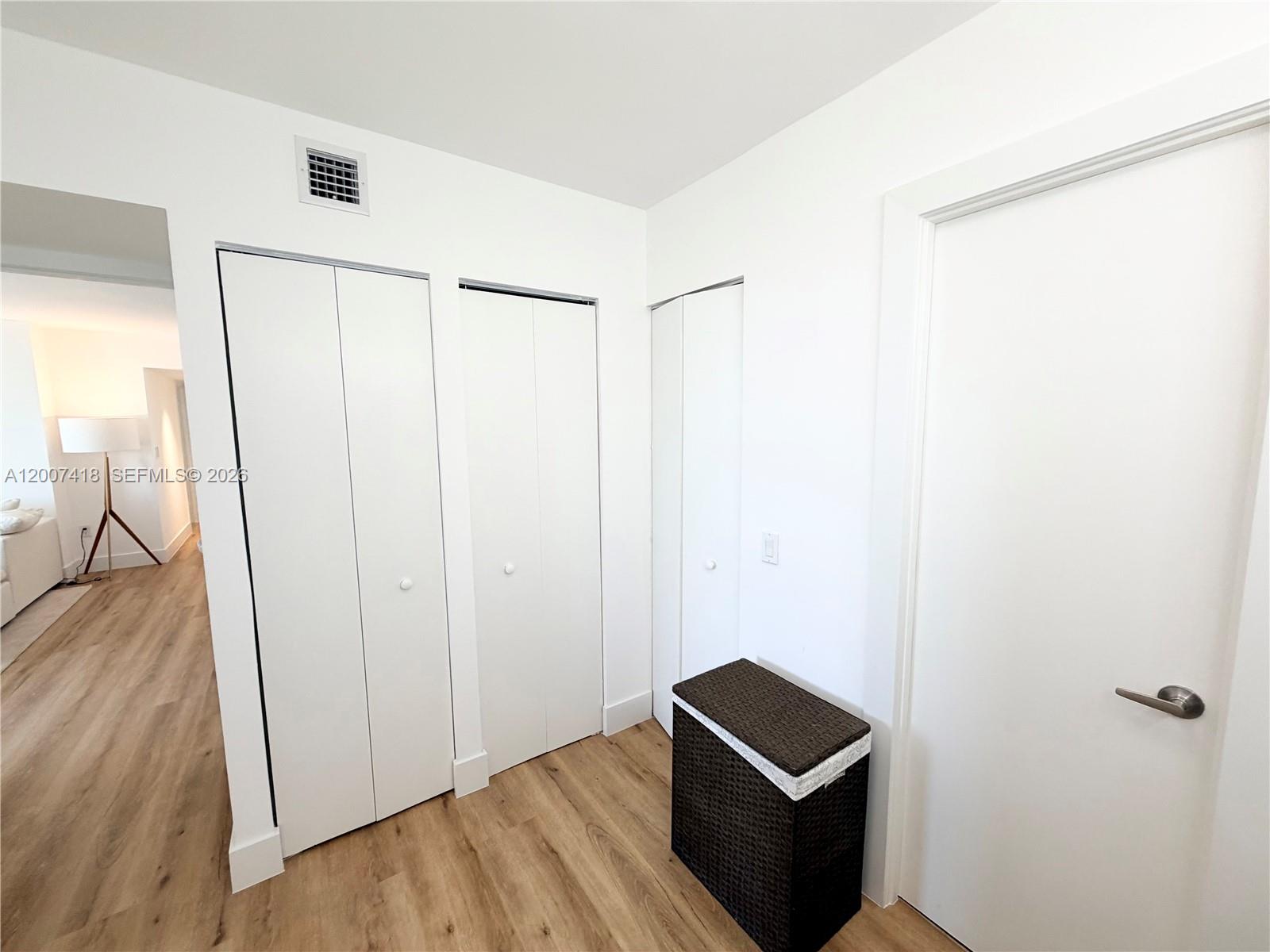 FLAMENCO CONDO-TOWER I - Residential