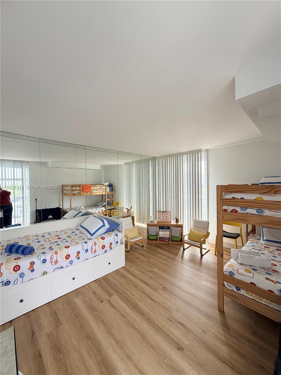 FLAMENCO CONDO-TOWER I - Residential