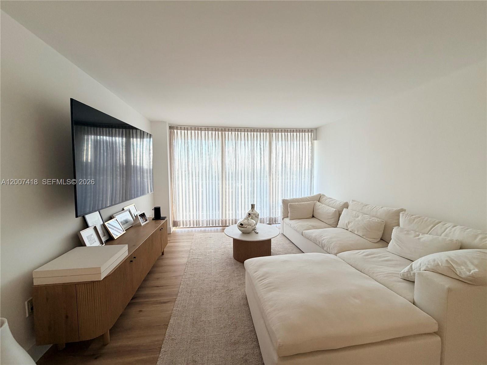 FLAMENCO CONDO-TOWER I - Residential