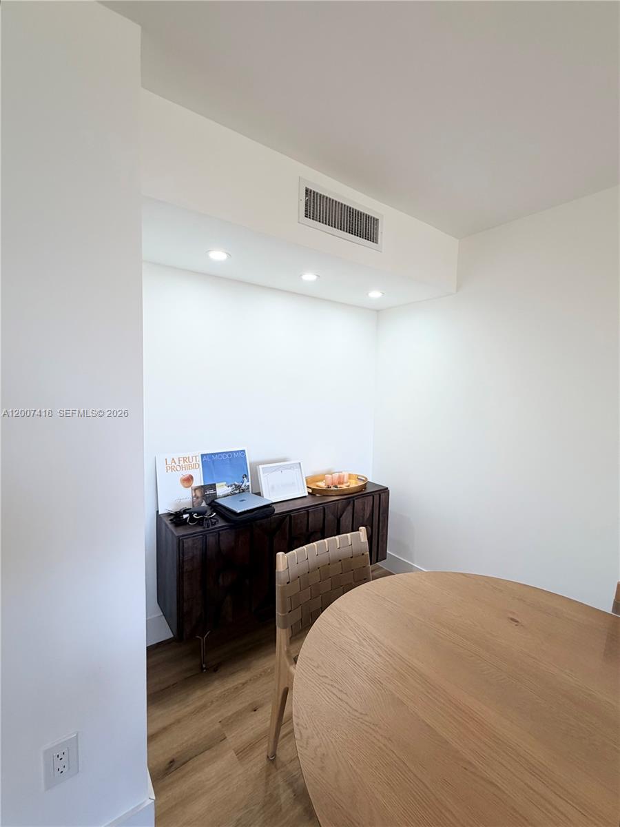 3701 N Country Club Dr 607