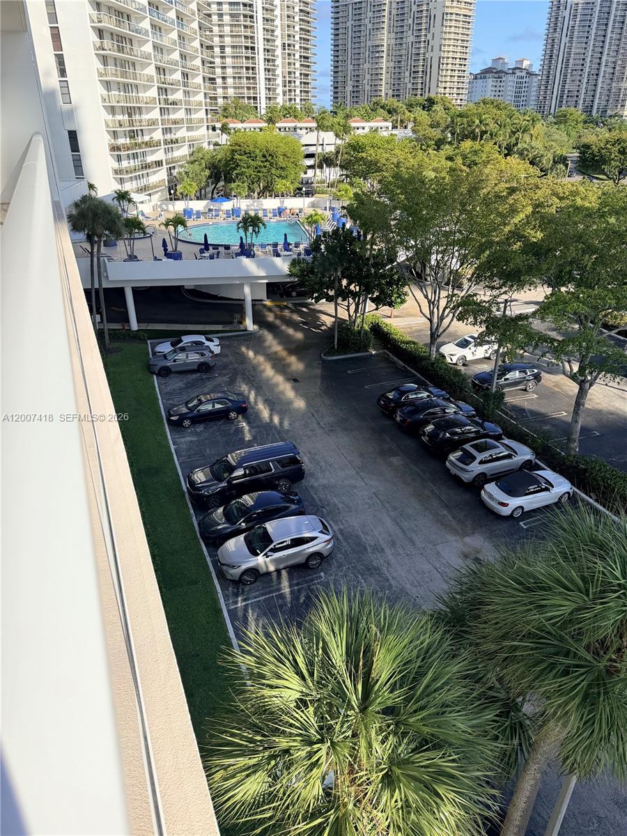 FLAMENCO CONDO-TOWER I - Residential