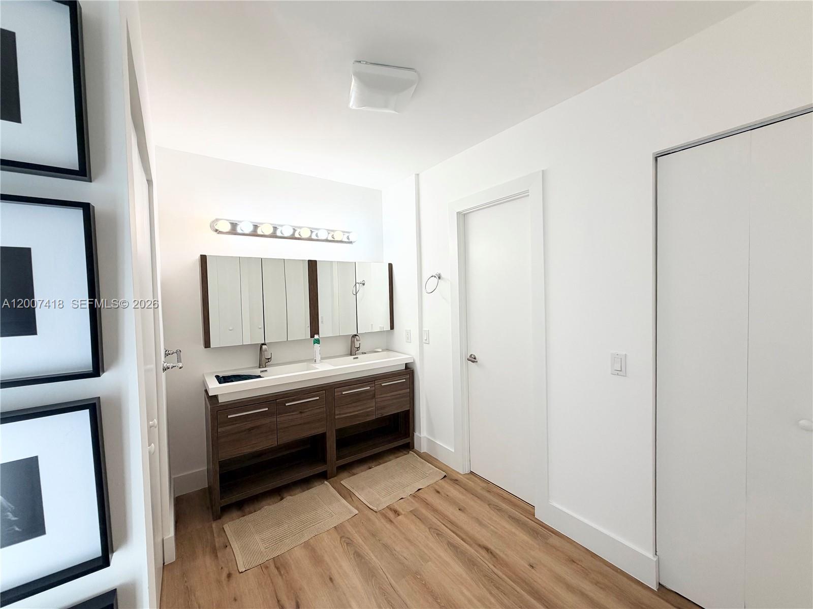 FLAMENCO CONDO-TOWER I - Residential