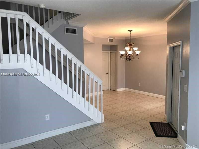 6104 NW 114th Pl 202