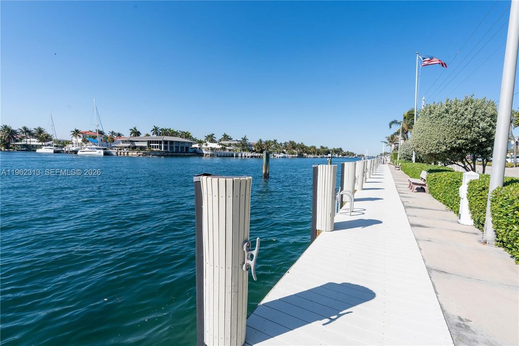 Photo of 1021 Hillsboro Mile #204, Hillsboro Beach, FL 33062 (MLS # A11962313)