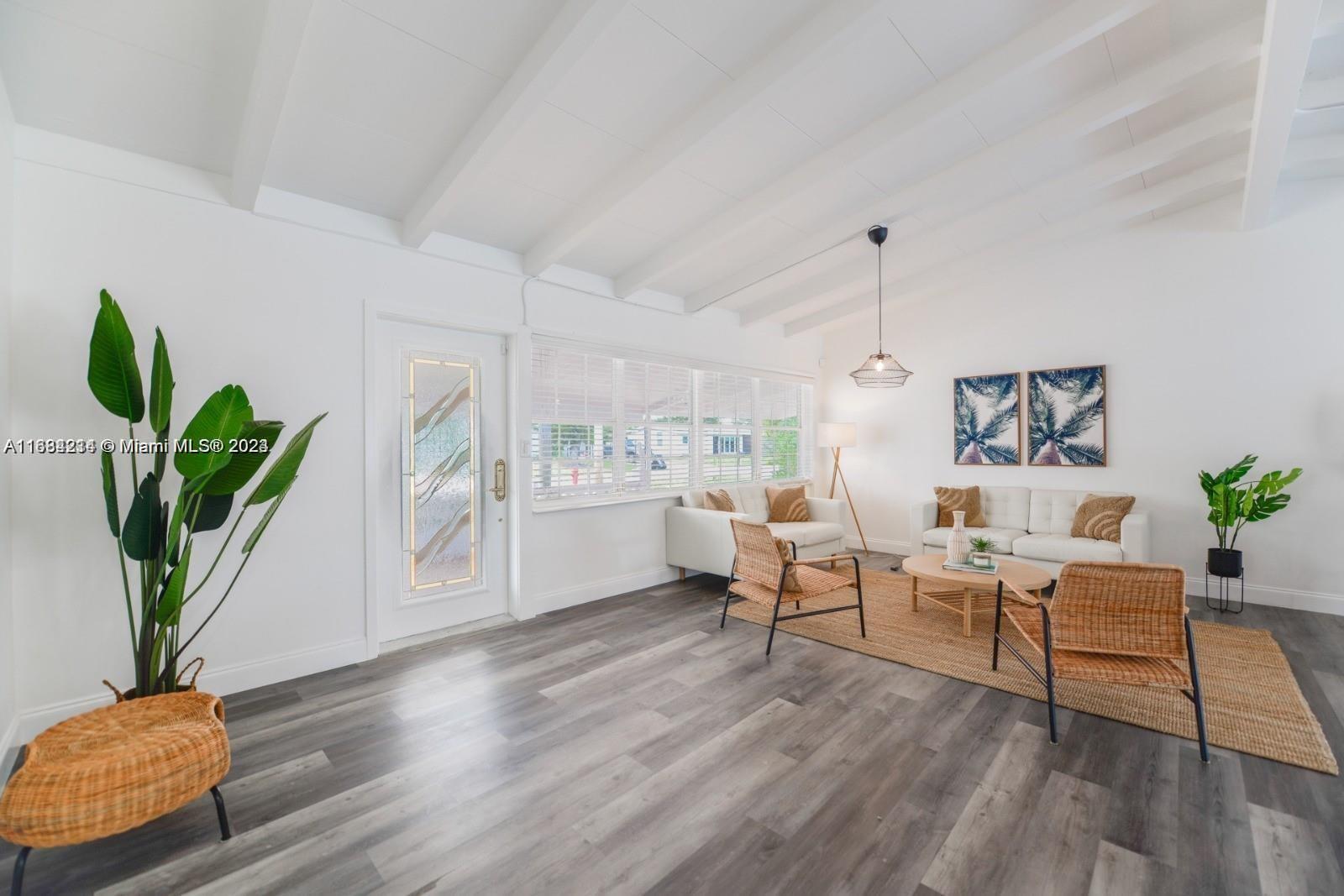 LAUDERDALE ISLES NO 2 - Residential Lease