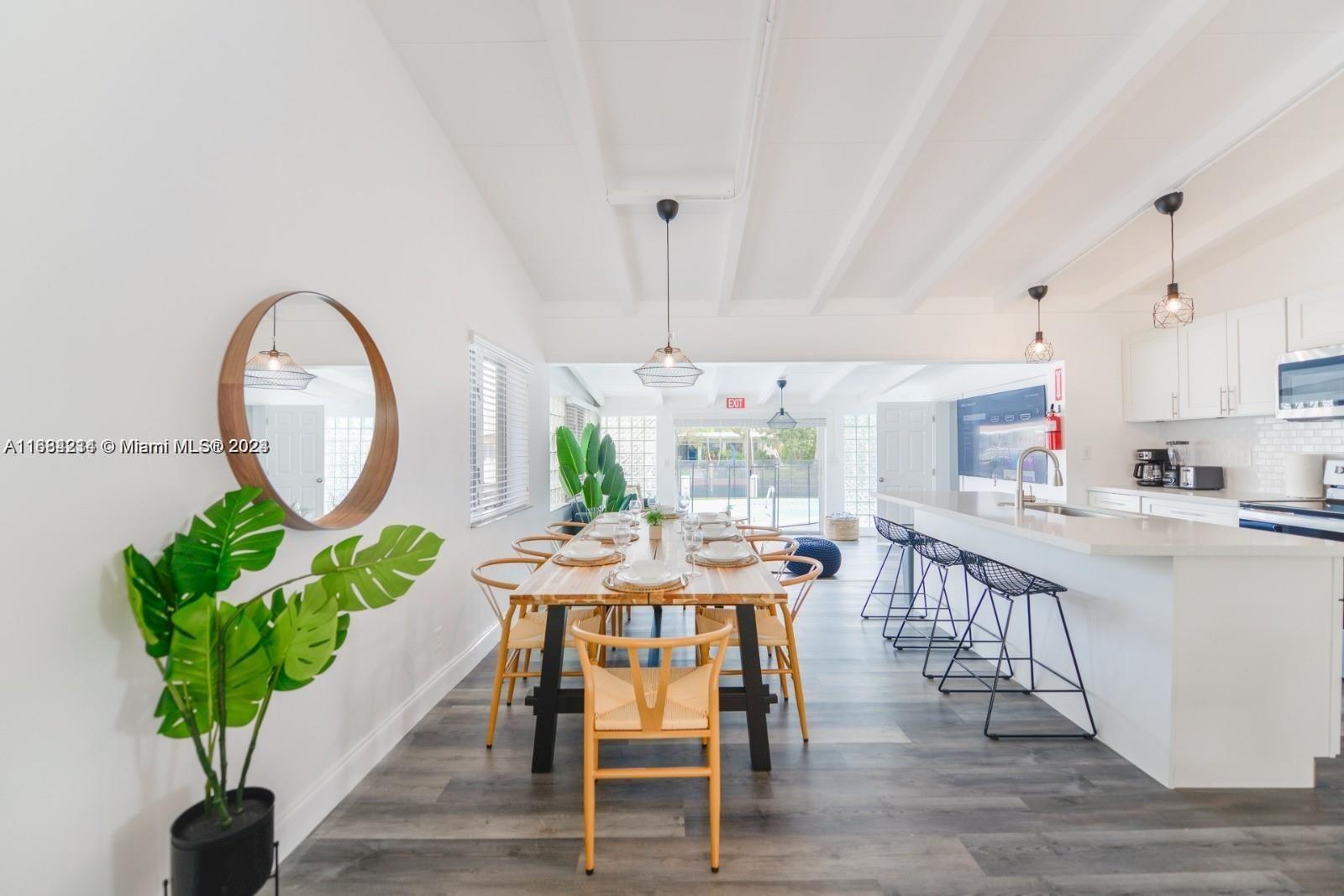 LAUDERDALE ISLES NO 2 - Residential Lease