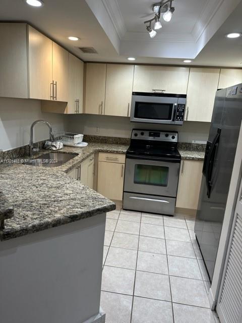 VILLAGE EAST CONDO - Residential Lease