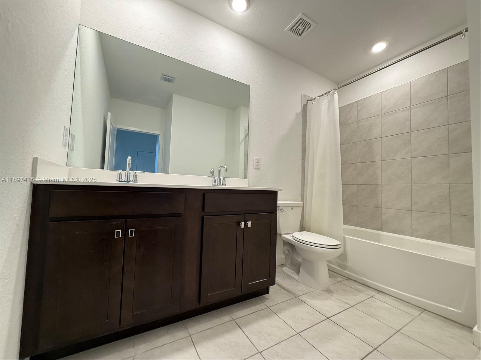 CEDAR AT KEYS GATE - Residential