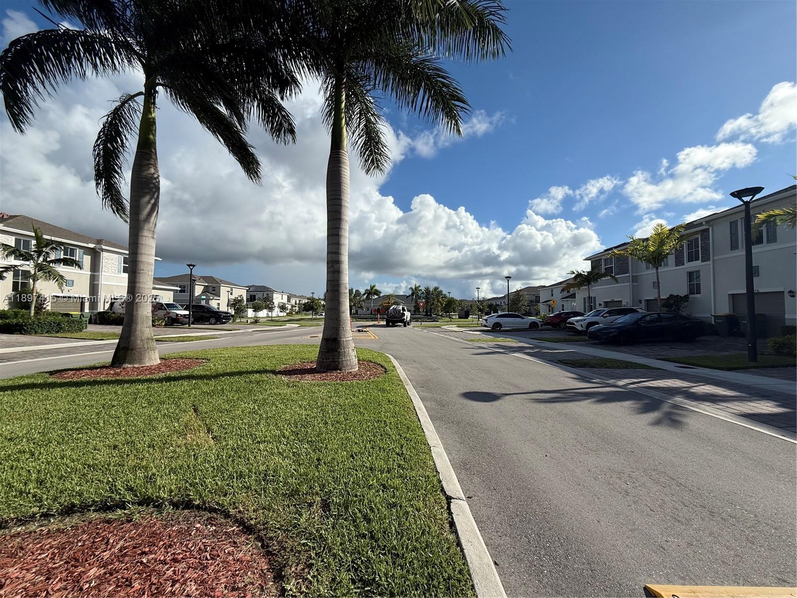 CEDAR AT KEYS GATE - Residential
