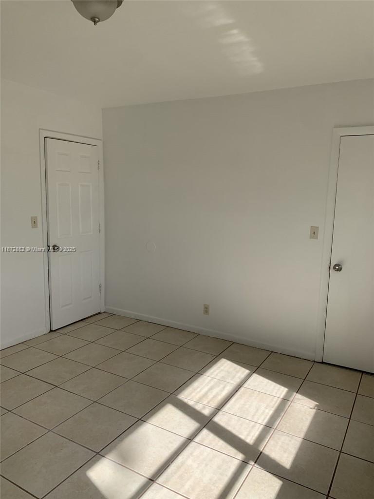 ORIOLE ESTATES SEC 4 - Residential