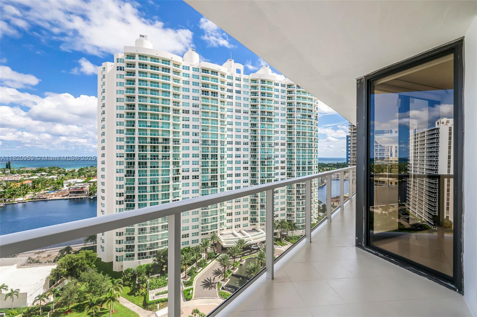 HAMPTONS WEST CONDO - Residential