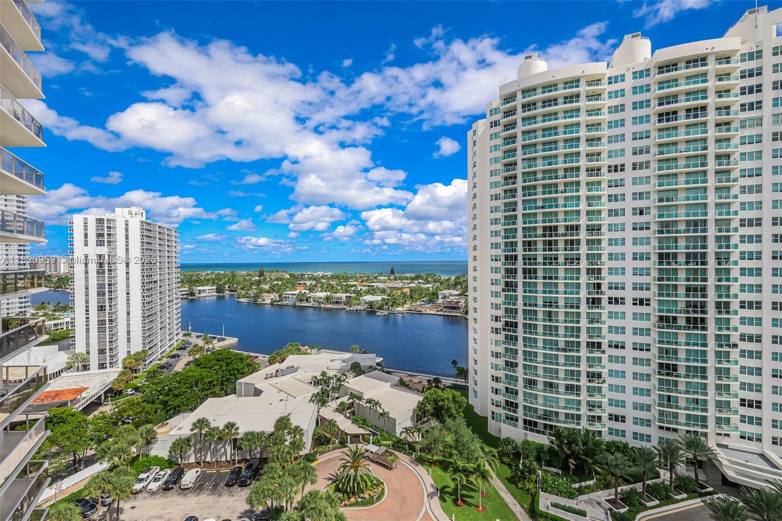 HAMPTONS WEST CONDO - Residential