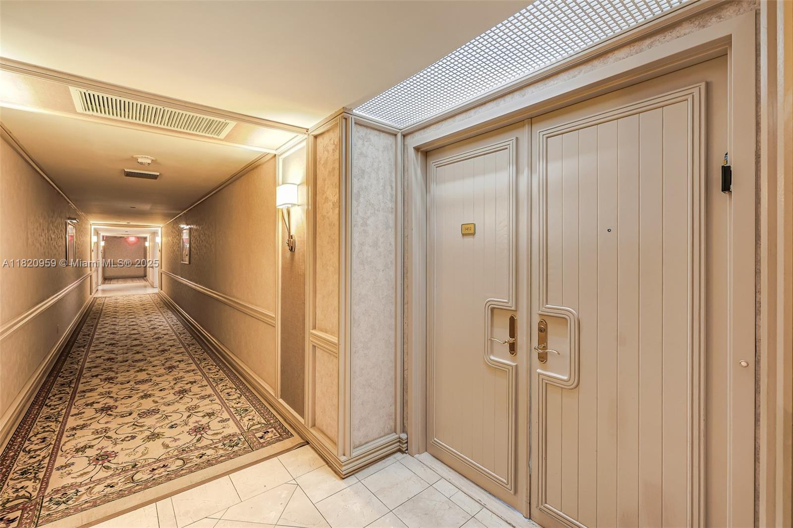 20281 E Country Club Dr 1412