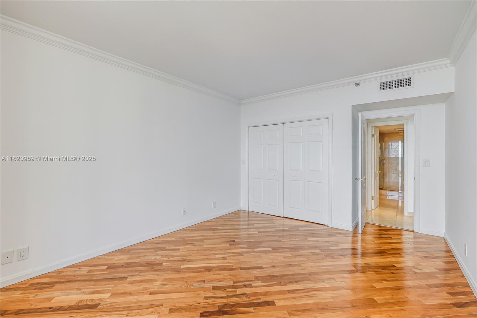 HAMPTONS WEST CONDO - Residential