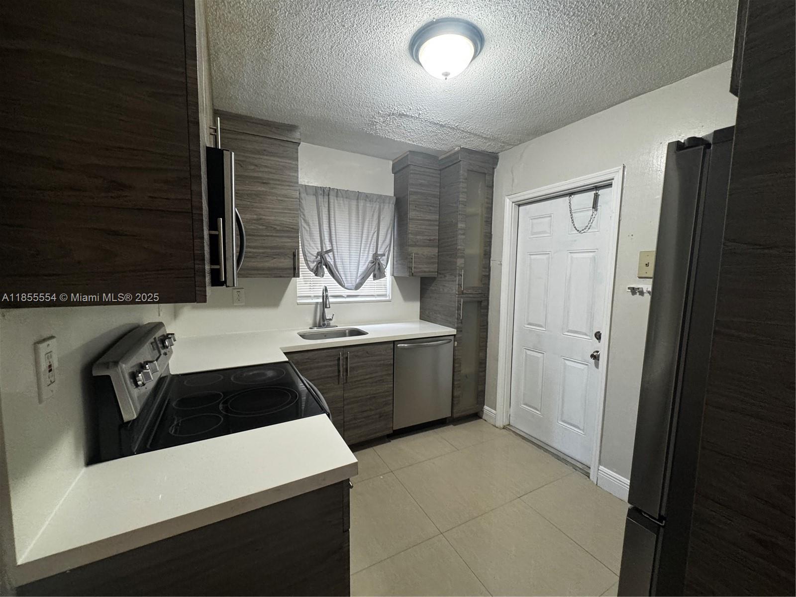 Pinewood Heights - Residential Lease