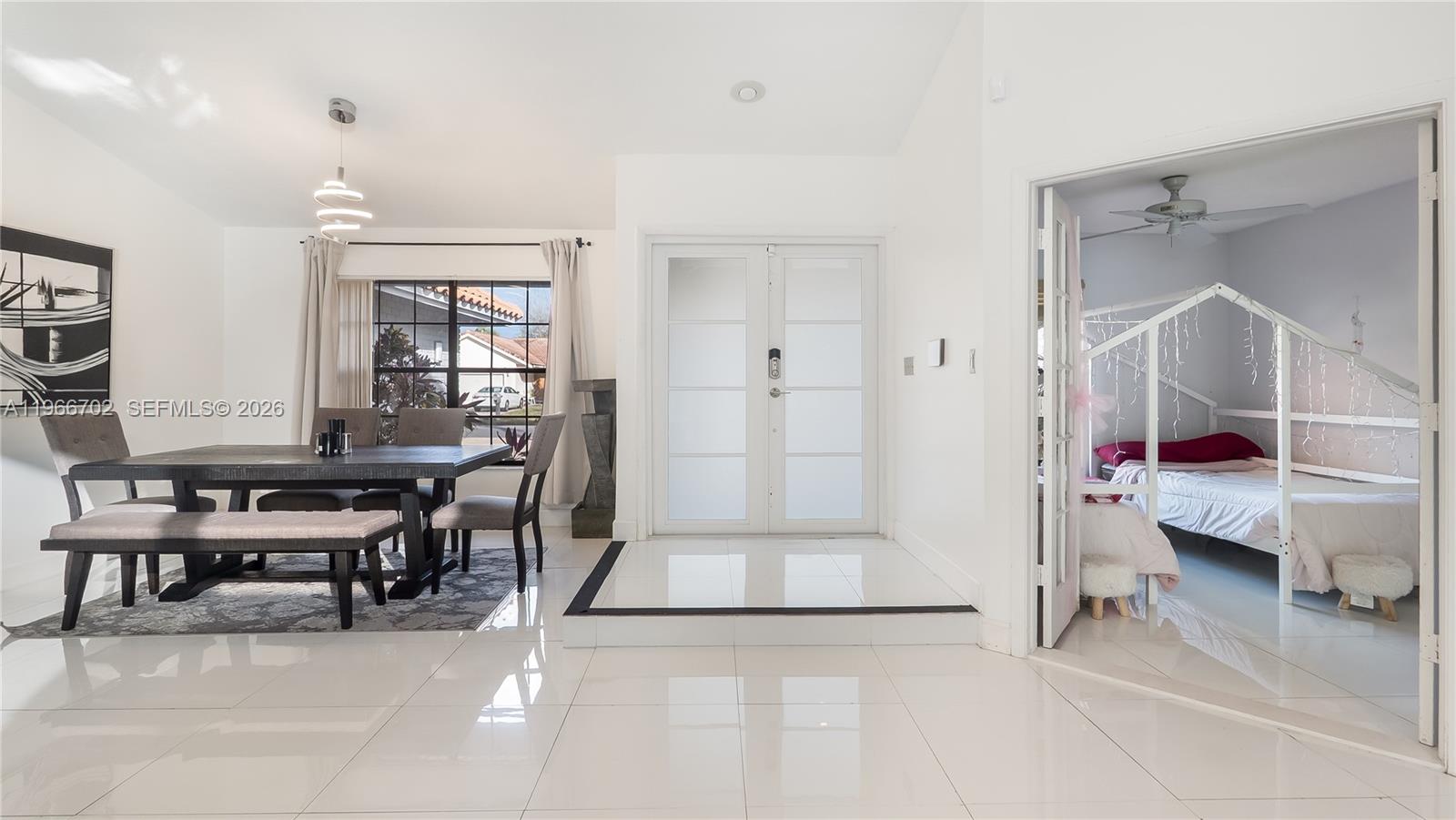 MAPLEWOOD - Residential