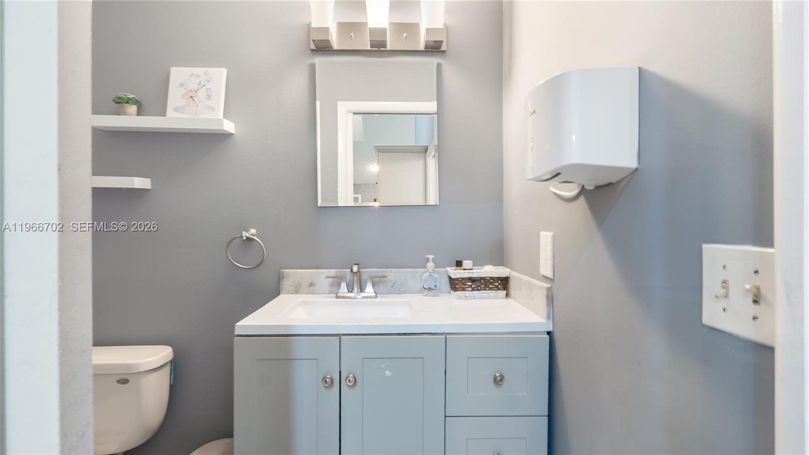 MAPLEWOOD - Residential