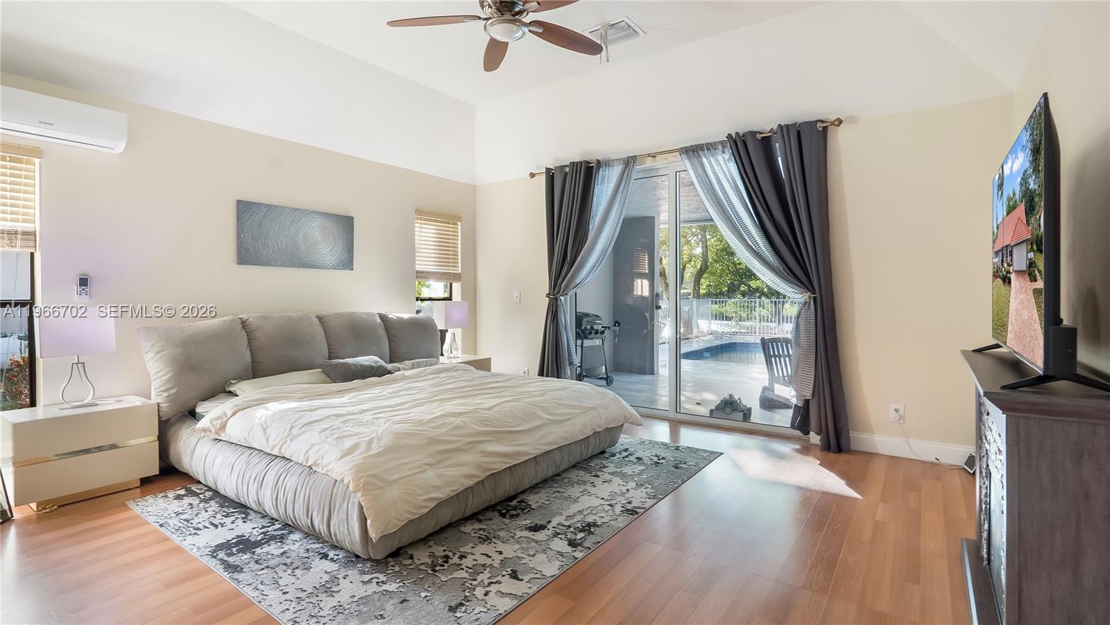 MAPLEWOOD - Residential